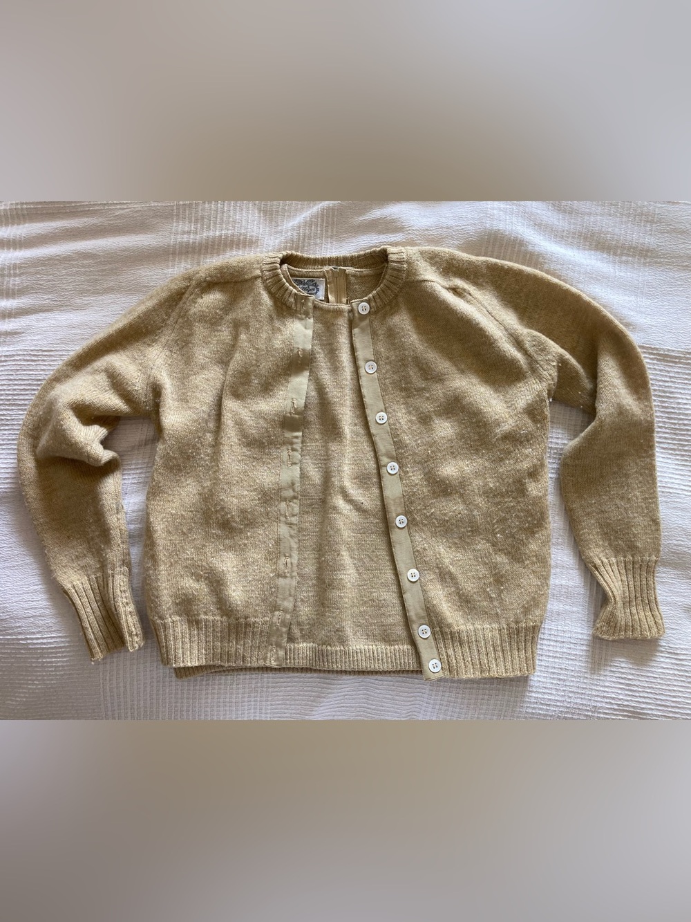 Vintage 60’s butter yellow wool twinset